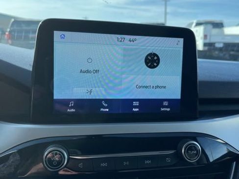 Used 2022 Ford Escape SE image 35