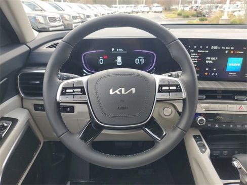 New 2025 Kia Telluride EX image 11