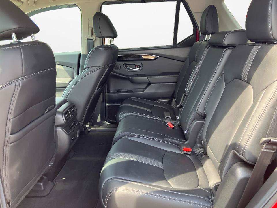 Certified 2025 Honda Pilot EX-L image 16