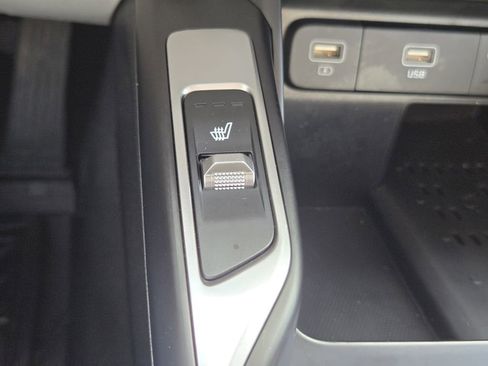 Certified 2023 Kia Sorento X-Line EX image 30