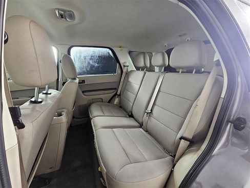 Used 2012 Ford Escape XLT image 19