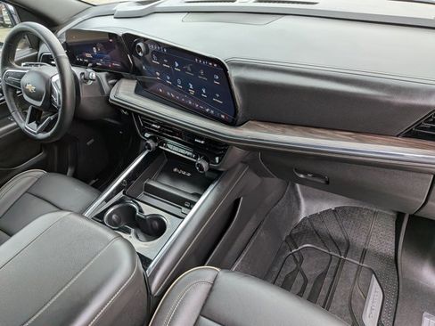 Used 2025 Chevrolet Tahoe Premier image 23