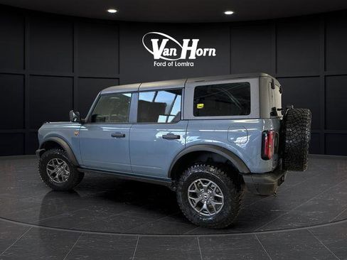 New 2025 Ford Bronco Badlands AWD/4WD image 3