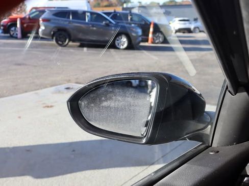 Used 2022 Volkswagen Jetta SE image 30