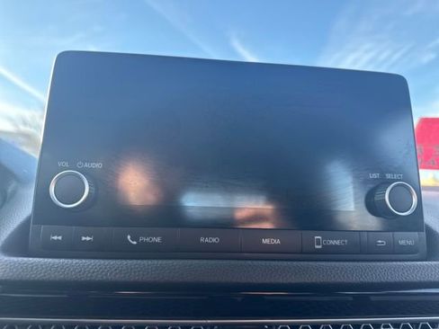 Certified 2025 Honda Civic Sport image 33