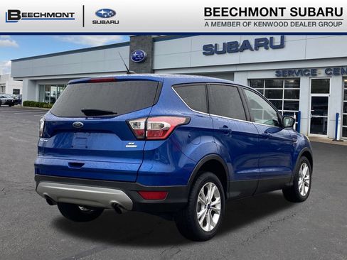 Used 2017 Ford Escape SE image 7