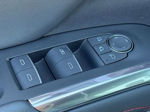 Used 2024 Chevrolet Traverse RS w/ LPO, Floor Liner Package image 19