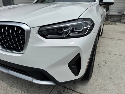 Used 2025 BMW X4 xDrive30i AWD/4WD image 17