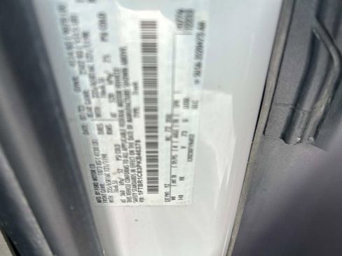 Used 2023 Ford Transit 250 Medium Roof image 32