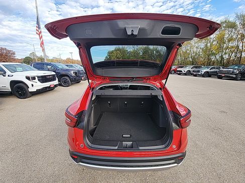 New 2026 Chevrolet Trax LT image 31