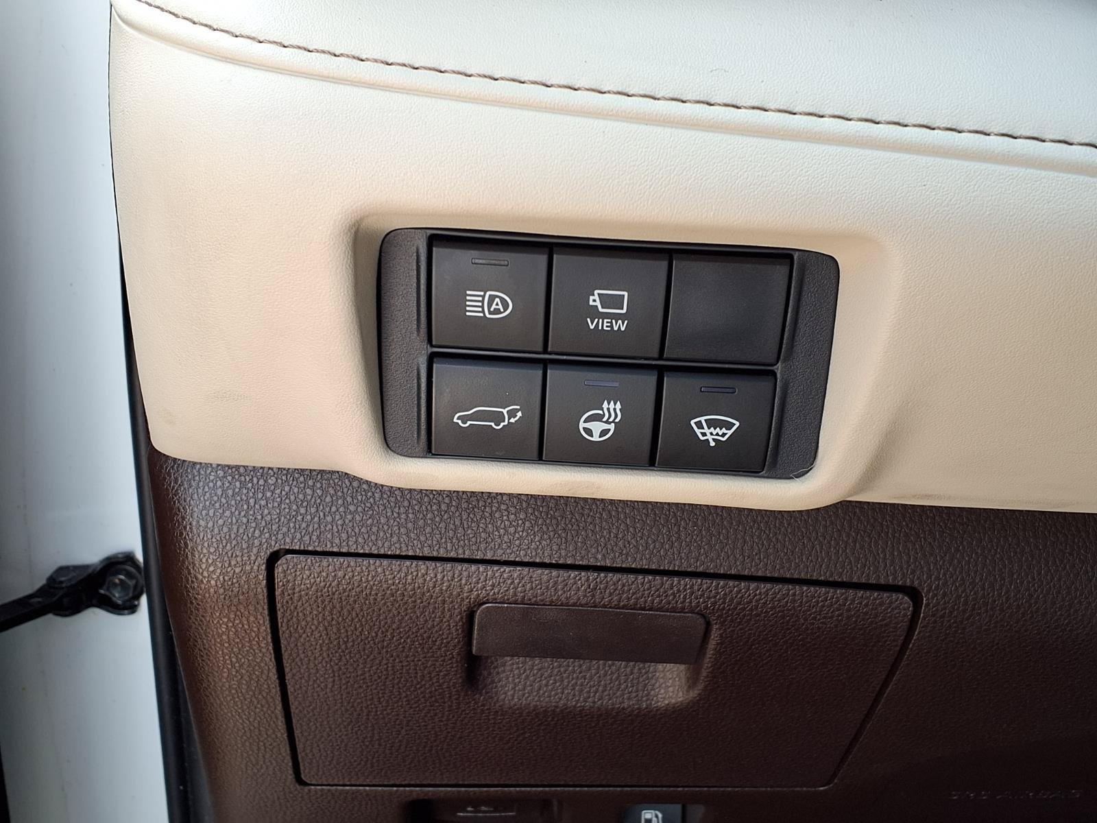 Certified 2021 Toyota Highlander Limited FWD image 22