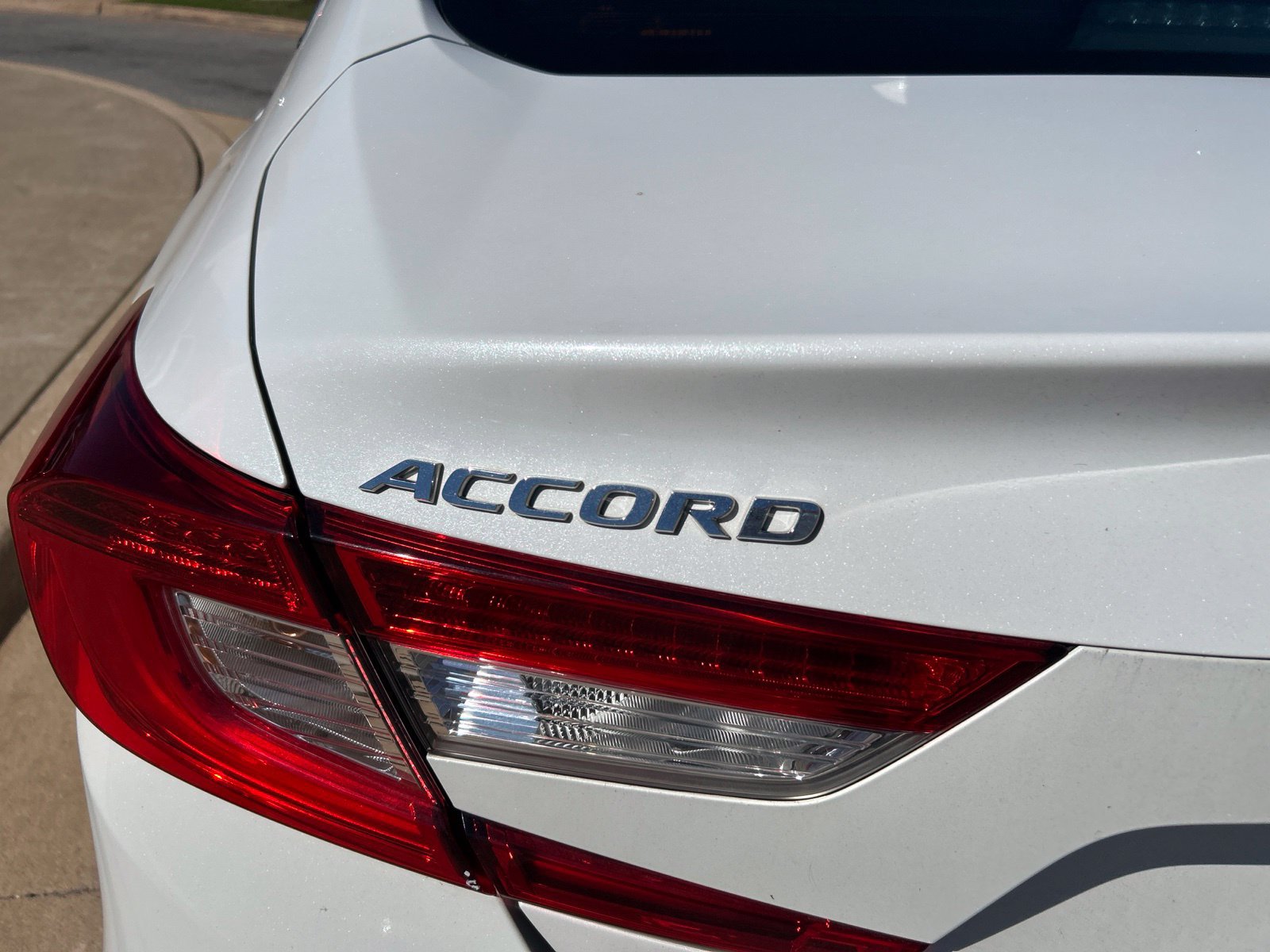 Used 2019 Honda Accord LX image 11