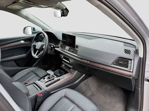 Used 2022 Audi Q5 2.0T Premium Plus AWD/4WD image 15