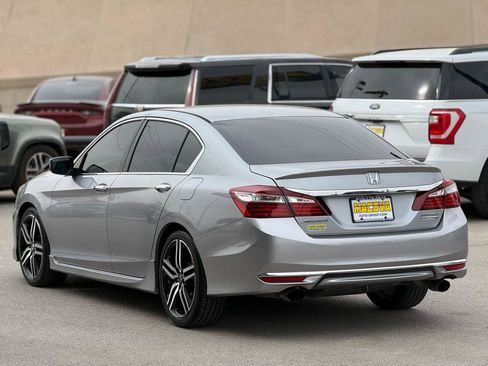 Used 2017 Honda Accord Sport Special Edition image 5