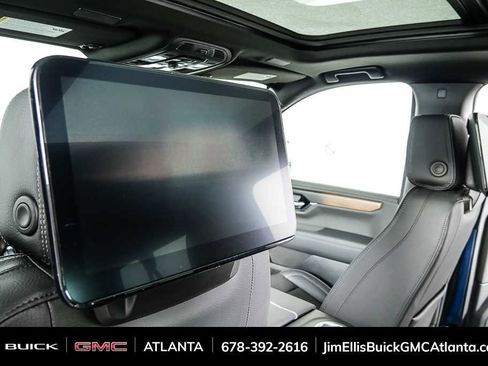 New 2026 GMC Yukon XL Denali image 21