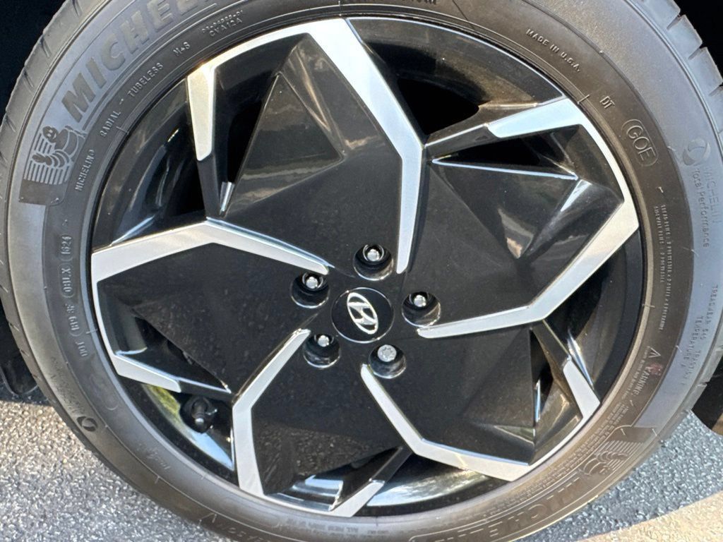 Used 2024 Hyundai Ioniq 5 Limited RWD image 29