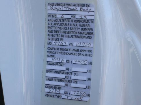 Used 2024 Chevrolet Silverado 3500 LT w/ Convenience Package image 40