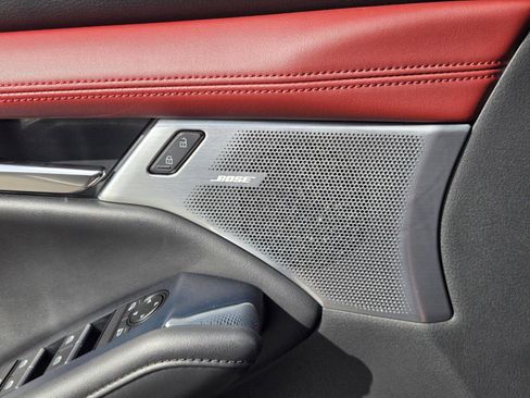 Used 2022 MAZDA MAZDA3 s image 20