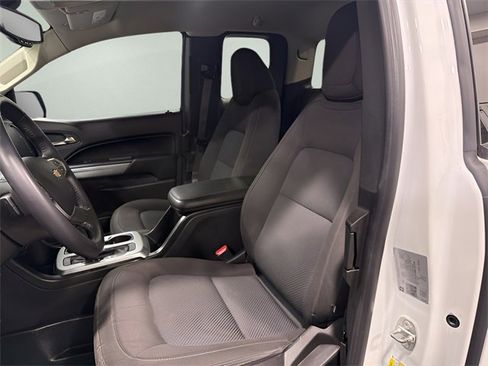 Used 2021 Chevrolet Colorado LT w/ Fleet Safety Package image 11