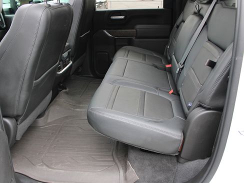 Used 2022 GMC Sierra 3500 Denali w/ Denali Ultimate Package AWD/4WD image 15