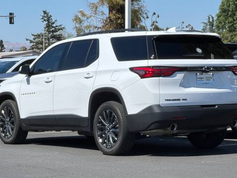 Used 2023 Chevrolet Traverse RS AWD/4WD image 7