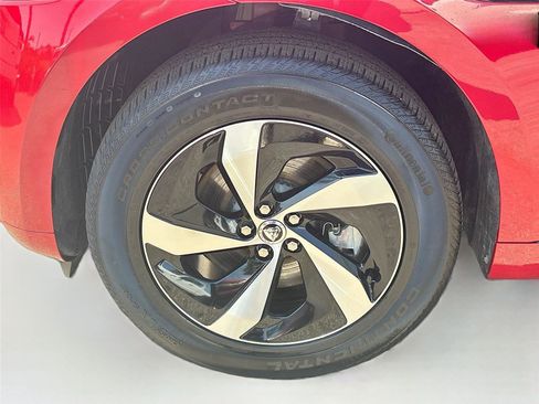 Used 2024 Jaguar F-PACE R-Dynamic S image 34