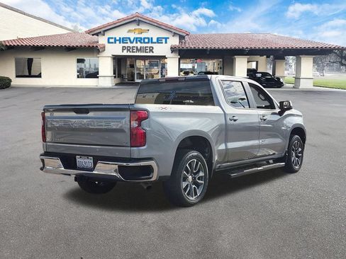 Used 2023 Chevrolet Silverado 1500 LT AWD/4WD image 8