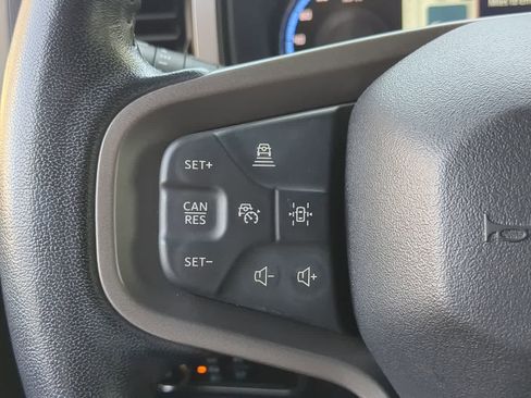 Used 2023 Ford Bronco Wildtrak image 27