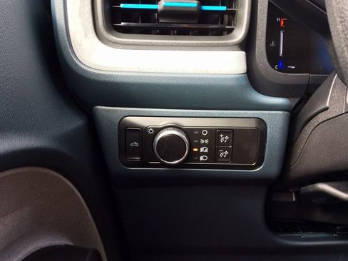 New 2025 Ford Maverick XLT w/ Equipment Group 302A image 31