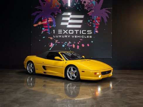 Used 1999 Ferrari F355 Spider RWD image 4