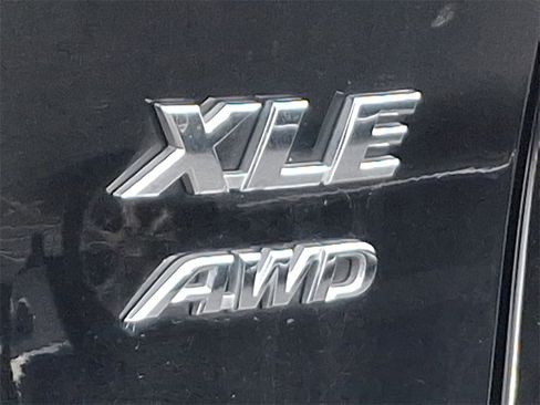 Used 2024 Toyota RAV4 XLE image 32