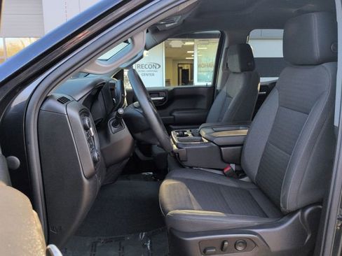 Used 2022 Chevrolet Silverado 1500 Custom image 19