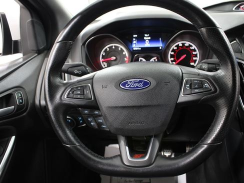 Used 2018 Ford Focus ST FWD image 27