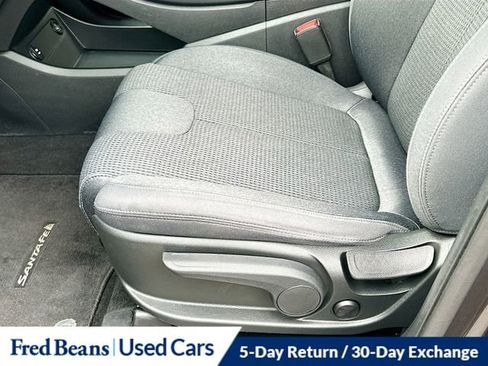 Used 2023 Hyundai Santa Fe SE image 18