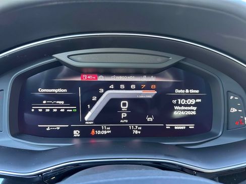 New 2026 Audi SQ8 Prestige AWD/4WD image 12