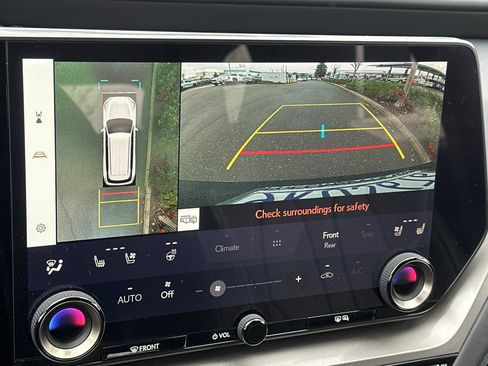 Used 2024 Lexus TX 500h AWD image 20