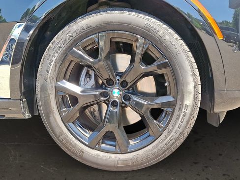 Used 2025 BMW X7 xDrive40i AWD/4WD image 9