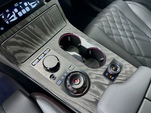 New 2026 Genesis GV80 3.5T e-SC image 15