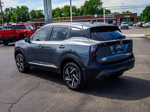 Used 2026 Nissan Kicks SV FWD image 5