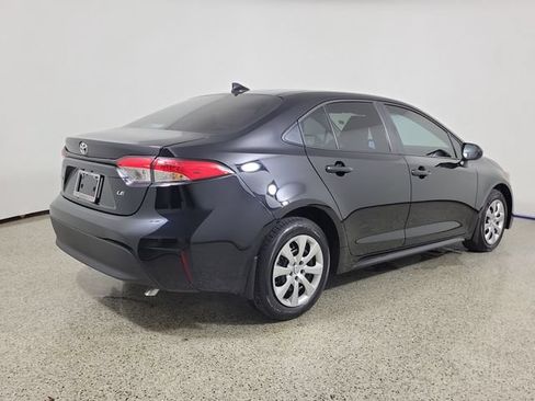 Used 2026 Toyota Corolla LE FWD image 5