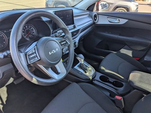 Used 2024 Kia Forte LXS image 28