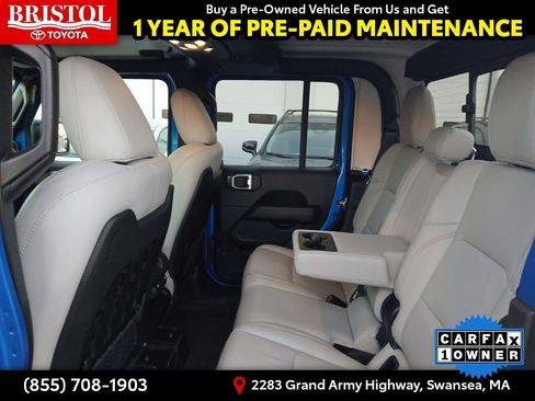 Used 2023 Jeep Gladiator Mojave w/ Cold Weather Group image 19