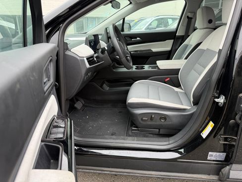 Used 2024 Honda Prologue EX image 6