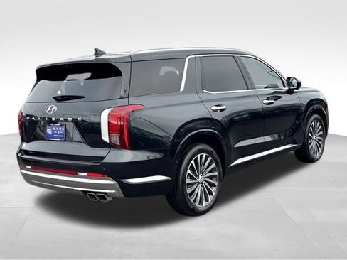 Used 2025 Hyundai Palisade Calligraphy image 6