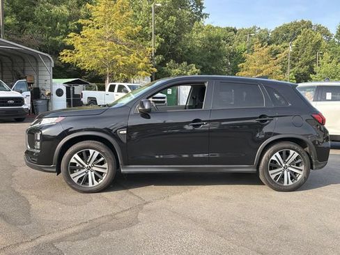 Used 2025 Mitsubishi Outlander Sport ES AWD/4WD image 2