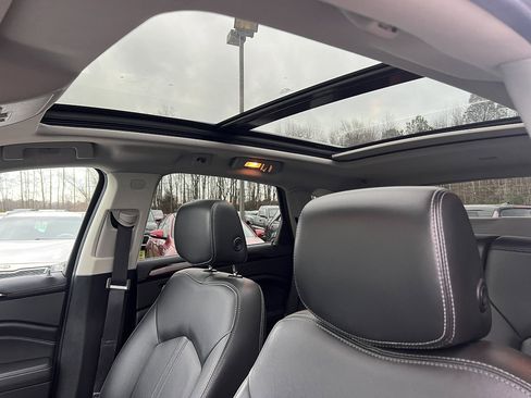 Used 2016 Cadillac SRX Luxury image 14