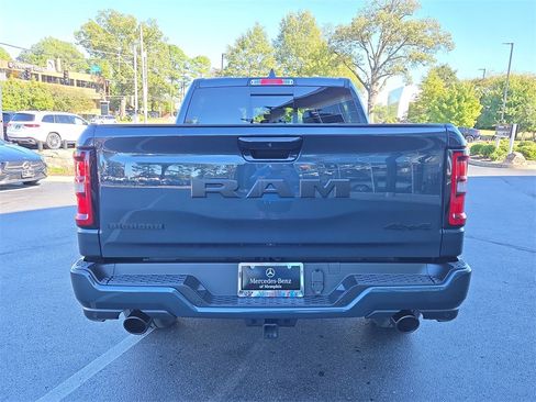 Used 2026 RAM 1500 4x4 Crew Cab image 4