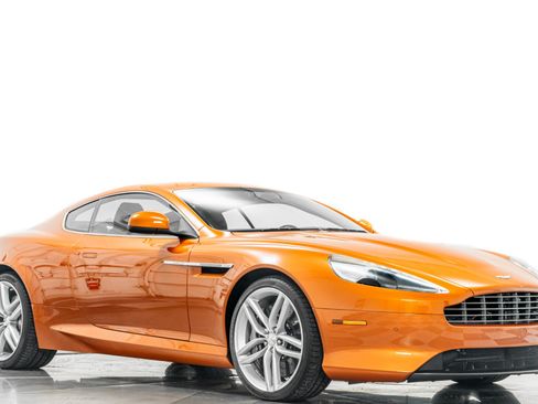 Used 2012 Aston Martin Virage Coupe RWD image 32
