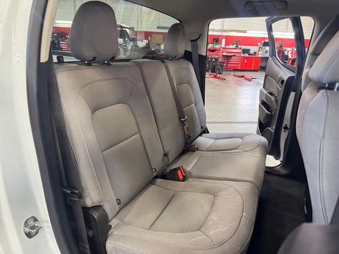 Used 2020 Chevrolet Colorado W/T w/ WT Convenience Package image 18