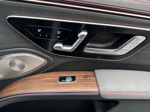 Certified 2023 Mercedes-Benz EQS 580 4MATIC Sedan image 35